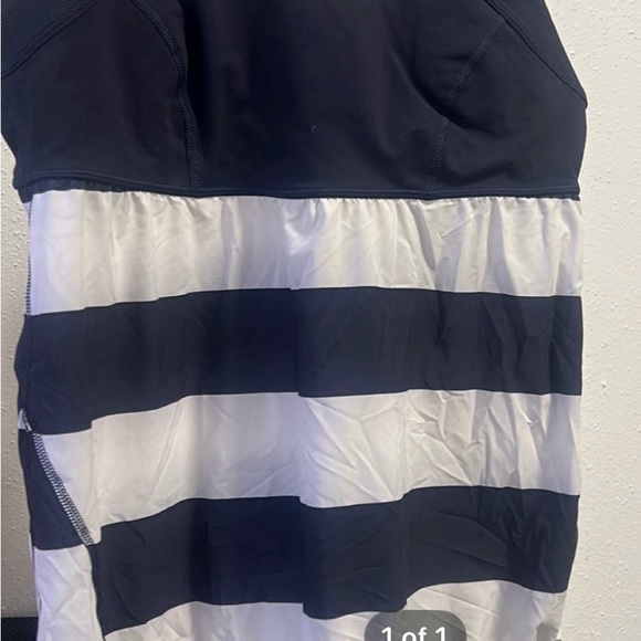 Lululemon - Picture 15 of 15